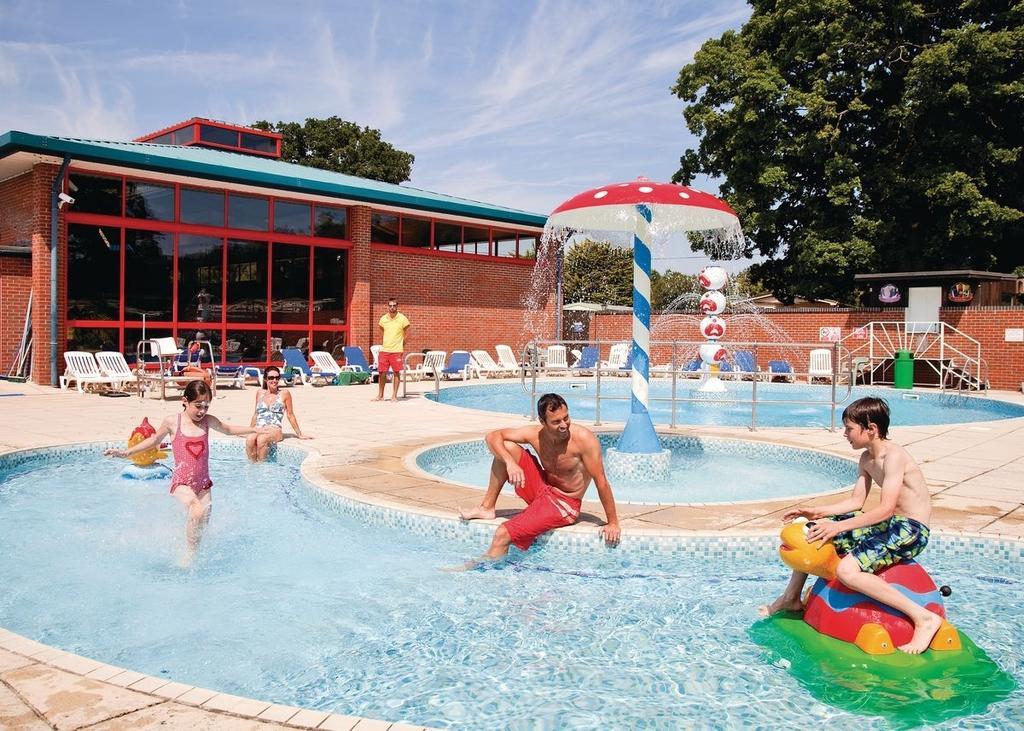 Oakdene Forest Hotel Ferndown Kültér fotó