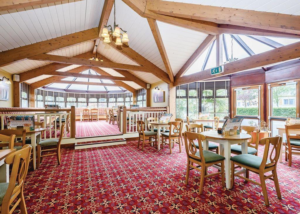 Oakdene Forest Hotel Ferndown Kültér fotó